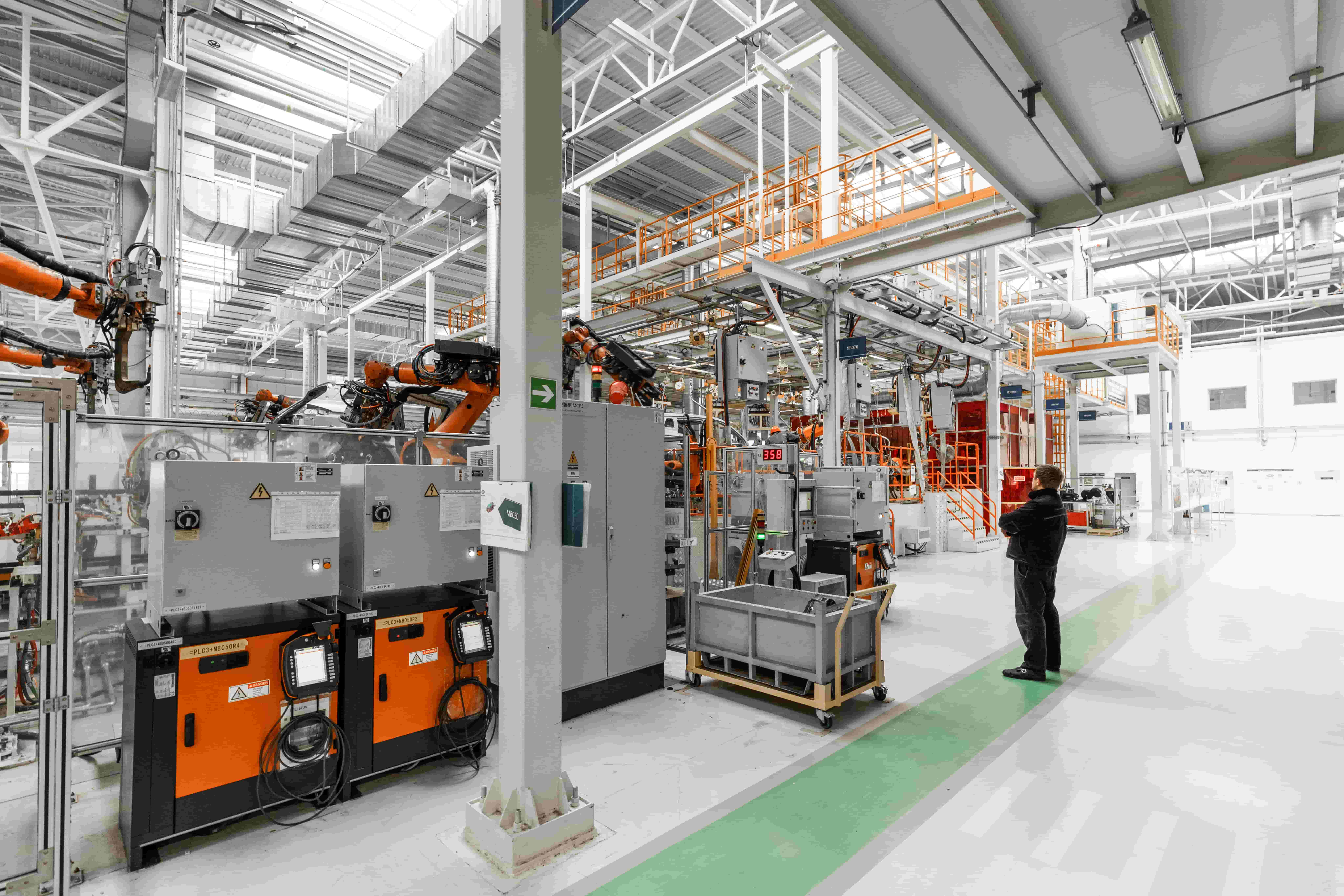 Cross-sector supply. Built around your needs.